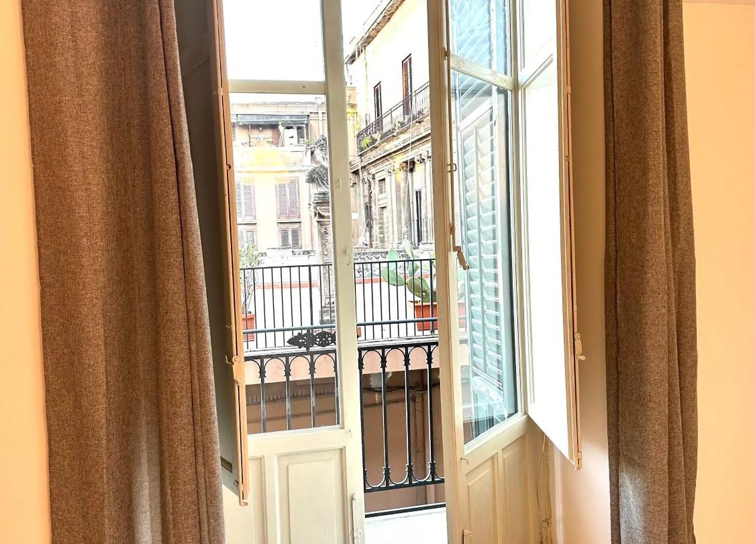 Apartamento A Un Passo Dal Massimo 2 Palermo